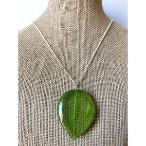 ✨New!✨ Spring Leaf Necklace